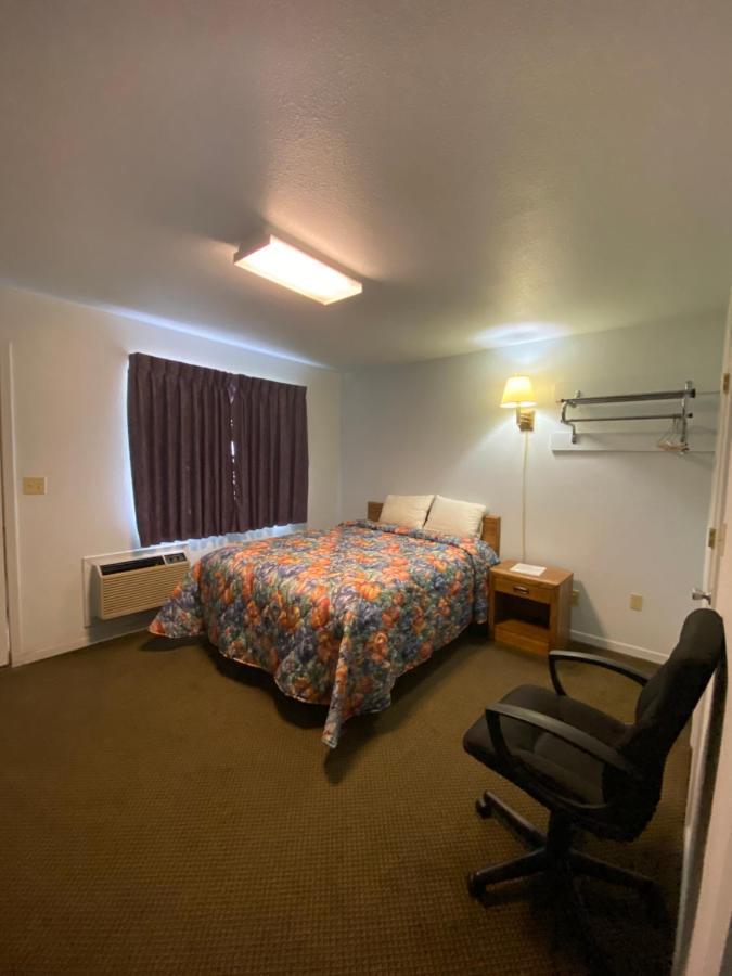 Regency Inn Comanche エクステリア 写真