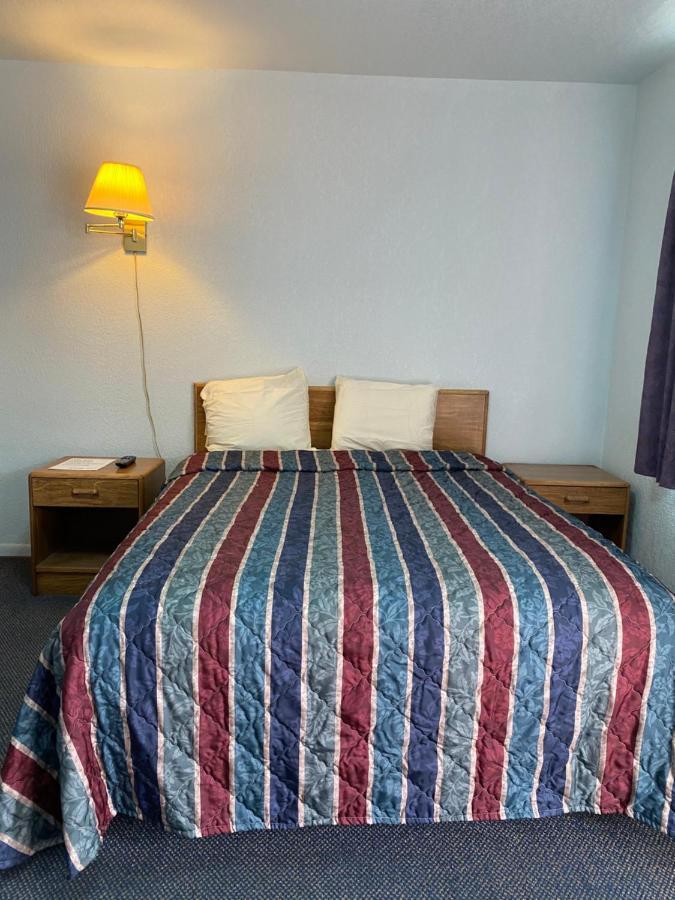 Regency Inn Comanche エクステリア 写真