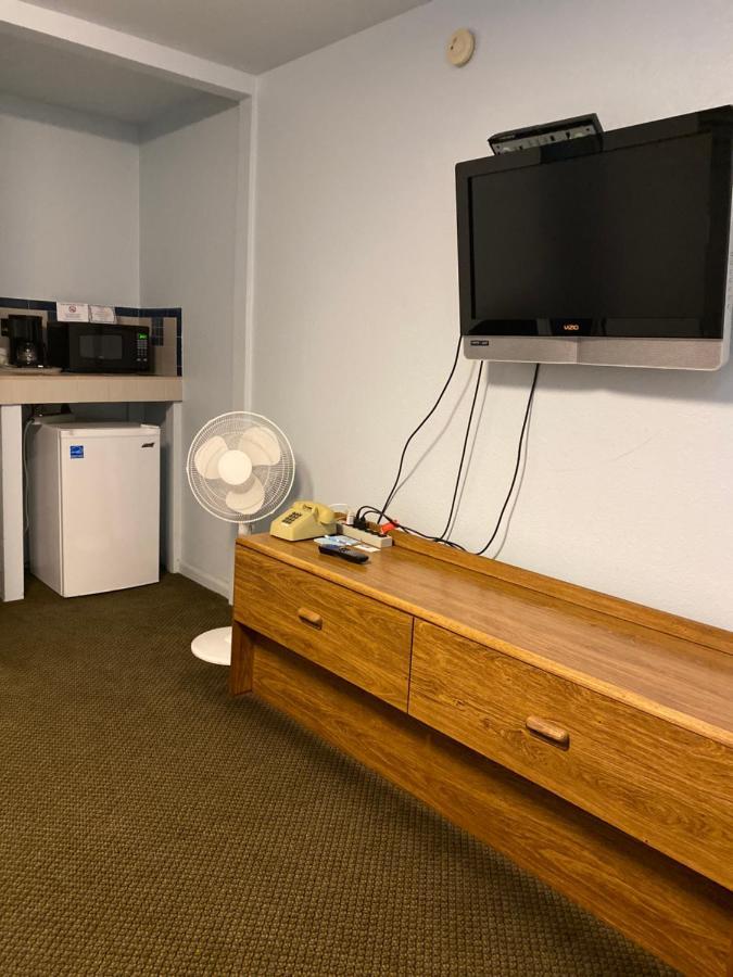 Regency Inn Comanche エクステリア 写真