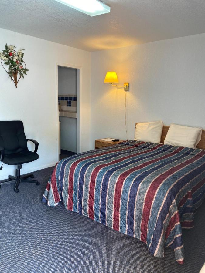 Regency Inn Comanche エクステリア 写真